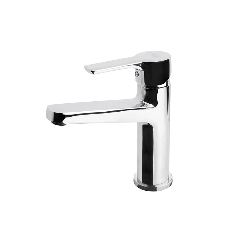 Premium Chrome Bath Mixer with bold modern lines for Syrian bathrooms