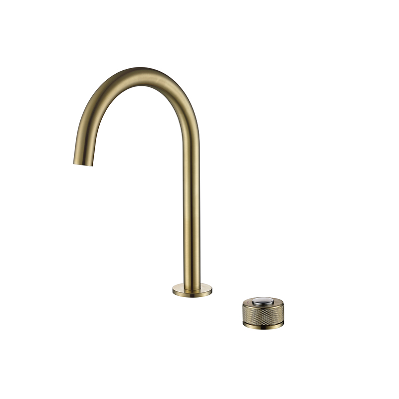Step Gold Mixer luxury bathroom tap with polished gold finish
