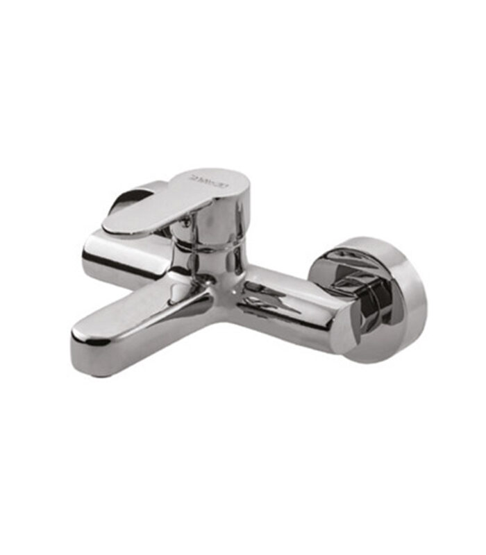 Eco Domino high‑gloss chrome mixer tap with water‑saving aerator on Syrian washbasin